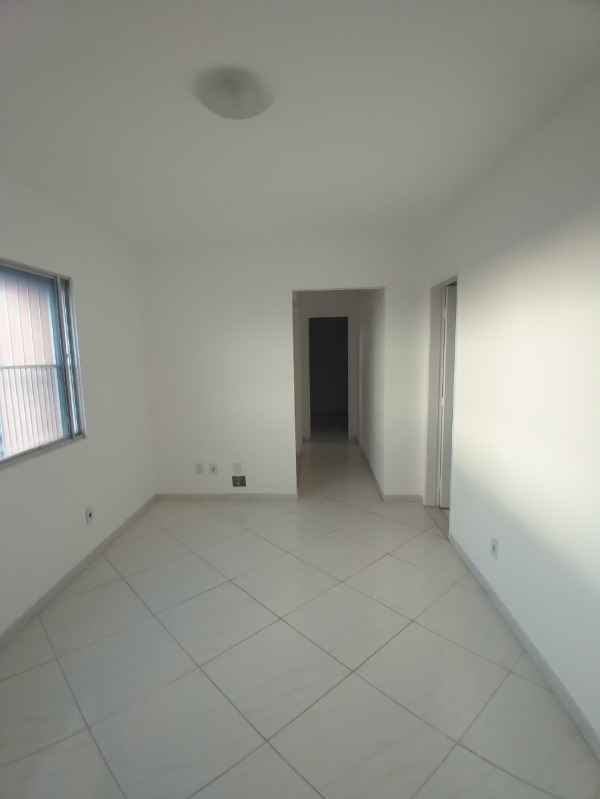 Apartamento à venda com 2 quartos, 70m² - Foto 15