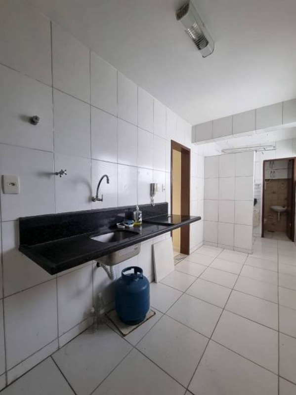 Apartamento à venda com 2 quartos, 80m² - Foto 18