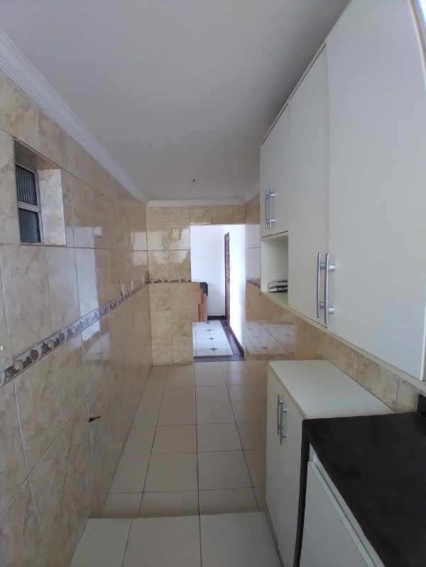 Apartamento à venda com 3 quartos, 80m² - Foto 11