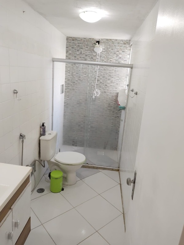 Apartamento à venda com 2 quartos, 70m² - Foto 11