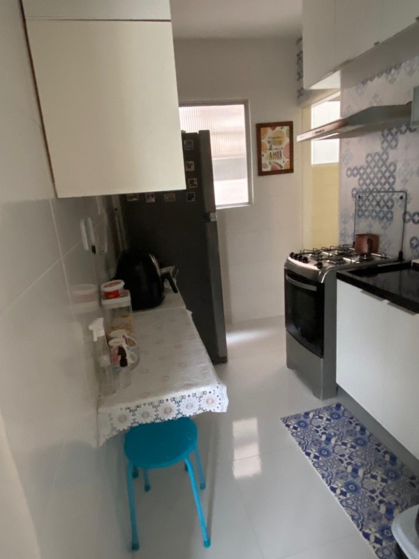 Apartamento à venda com 2 quartos, 70m² - Foto 4