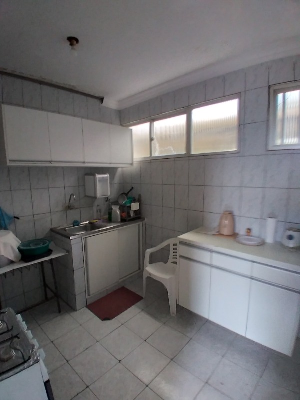 Apartamento à venda com 3 quartos, 75m² - Foto 6