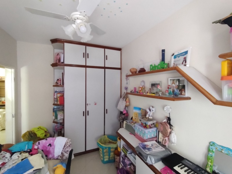 Apartamento à venda com 2 quartos, 70m² - Foto 3