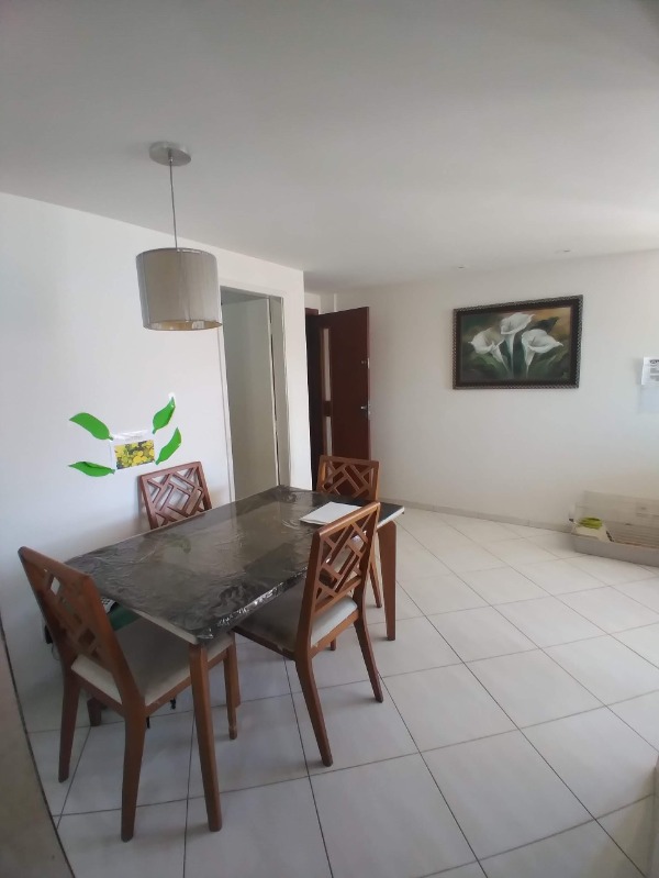 Apartamento à venda com 3 quartos, 80m² - Foto 1