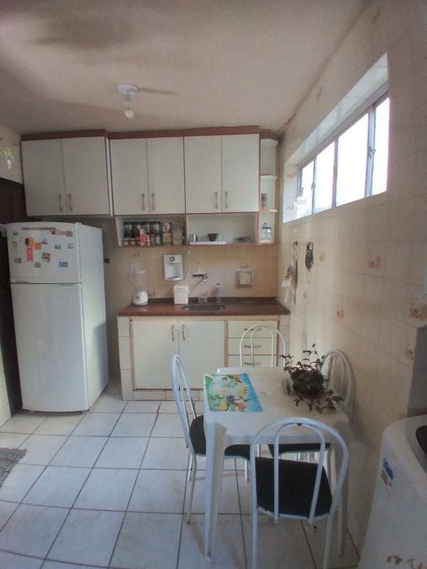 Apartamento à venda com 3 quartos, 75m² - Foto 8