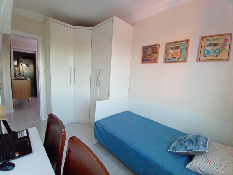 Apartamento à venda com 3 quartos, 80m² - Foto 11