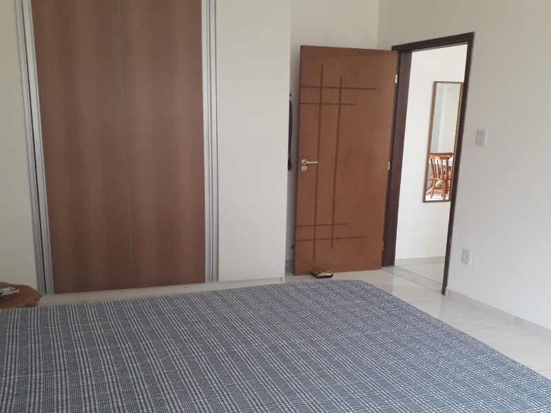 Apartamento à venda com 2 quartos, 80m² - Foto 3