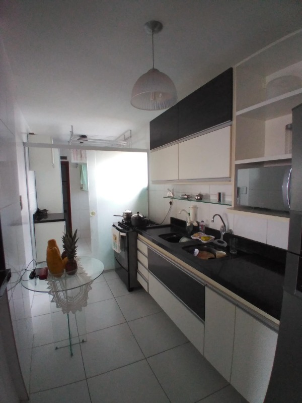 Apartamento à venda com 2 quartos, 77m² - Foto 10