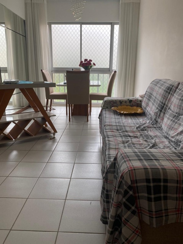 Apartamento à venda com 2 quartos, 70m² - Foto 1