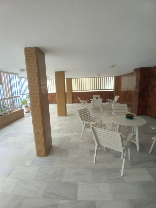 Apartamento à venda com 2 quartos, 71m² - Foto 17