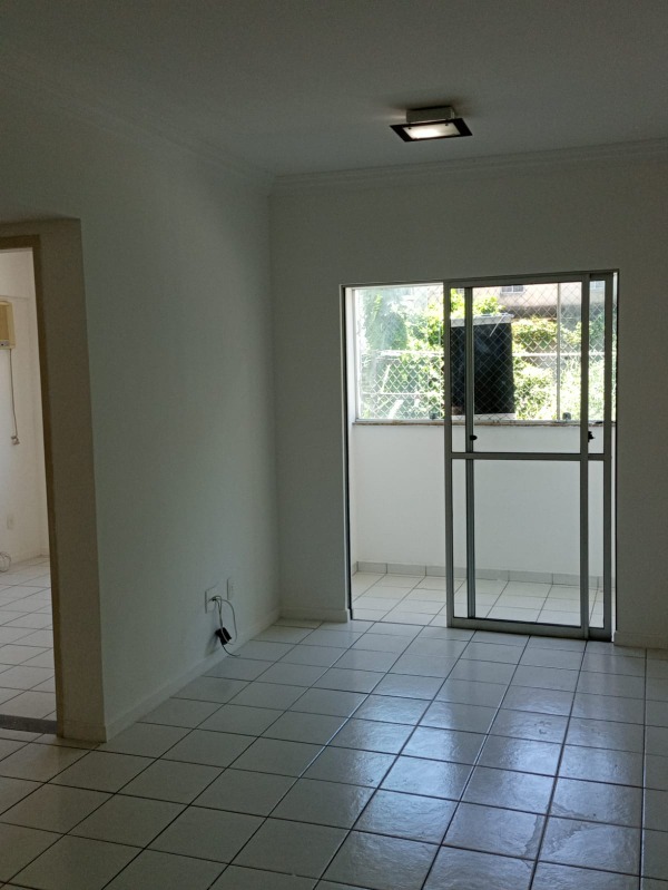 Apartamento à venda com 2 quartos, 55m² - Foto 3