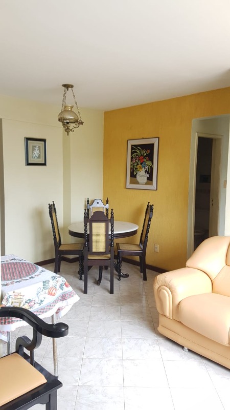 Apartamento à venda com 2 quartos, 65m² - Foto 1