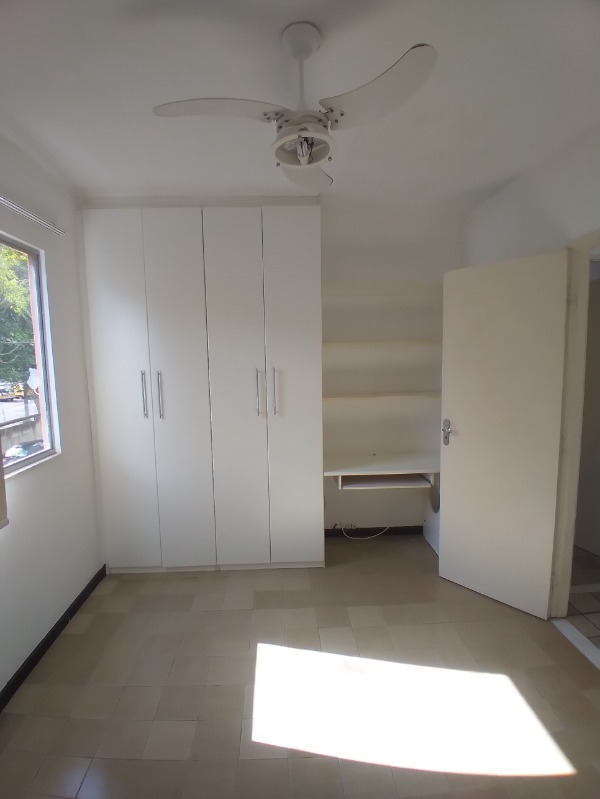 Apartamento à venda com 2 quartos, 70m² - Foto 4