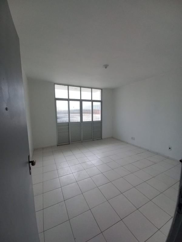 Apartamento à venda com 2 quartos, 80m² - Foto 15