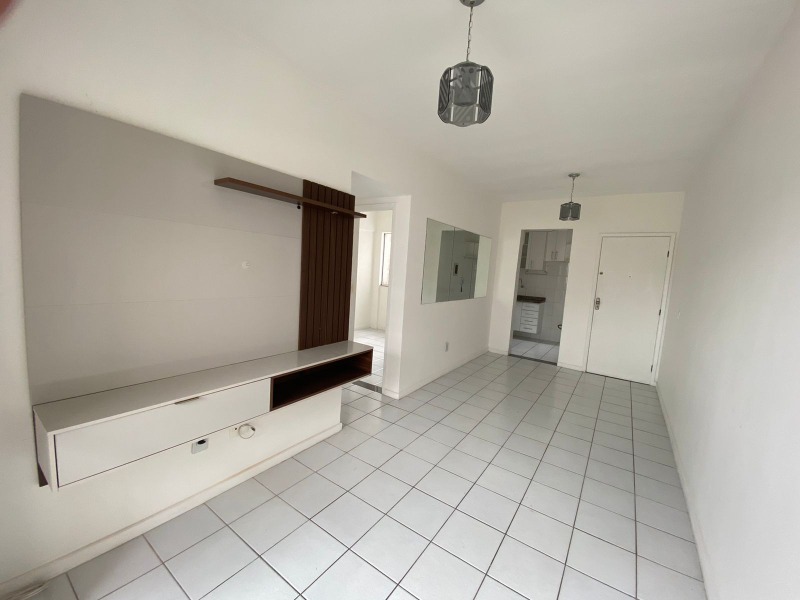 Apartamento à venda com 2 quartos, 50m² - Foto 12