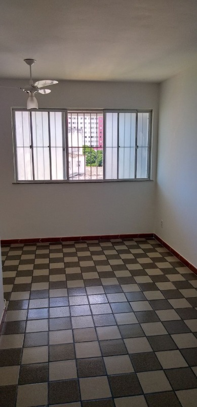 Apartamento à venda com 2 quartos, 67m² - Foto 1