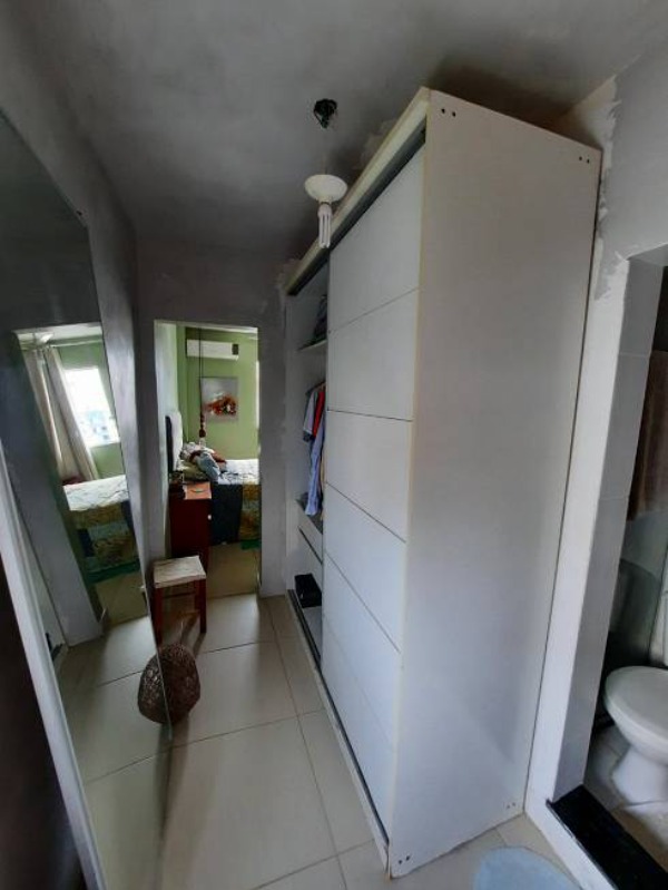 Apartamento à venda com 2 quartos, 65m² - Foto 4