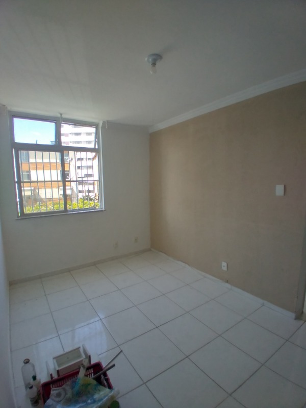 Apartamento à venda com 2 quartos, 50m² - Foto 2