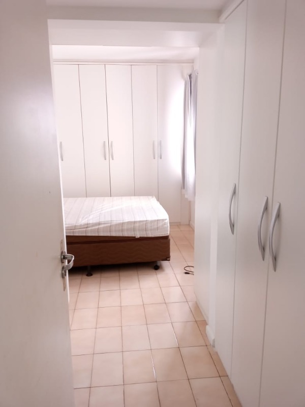 Apartamento à venda com 3 quartos, 100m² - Foto 8