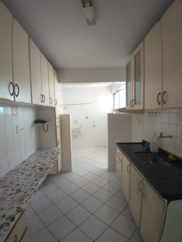 Apartamento à venda com 2 quartos, 90m² - Foto 25