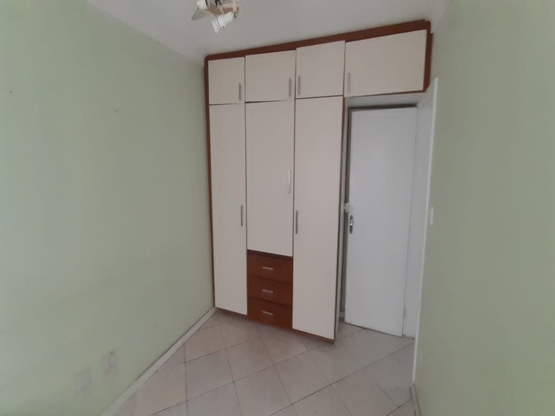 Apartamento à venda com 3 quartos, 80m² - Foto 3