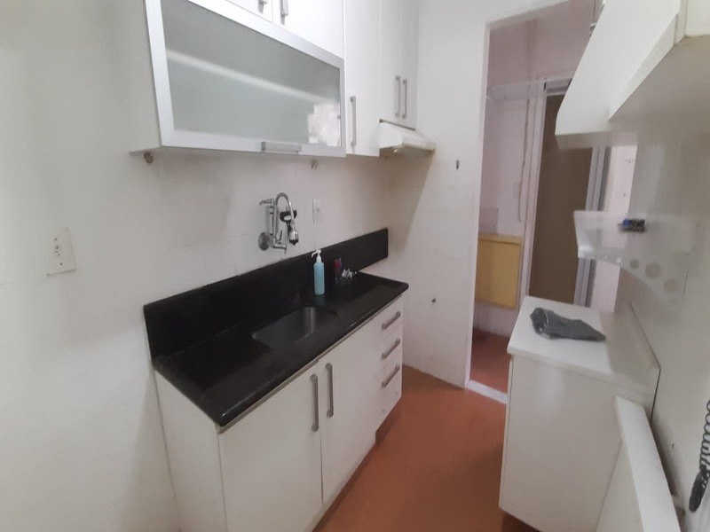 Apartamento à venda com 3 quartos, 80m² - Foto 8