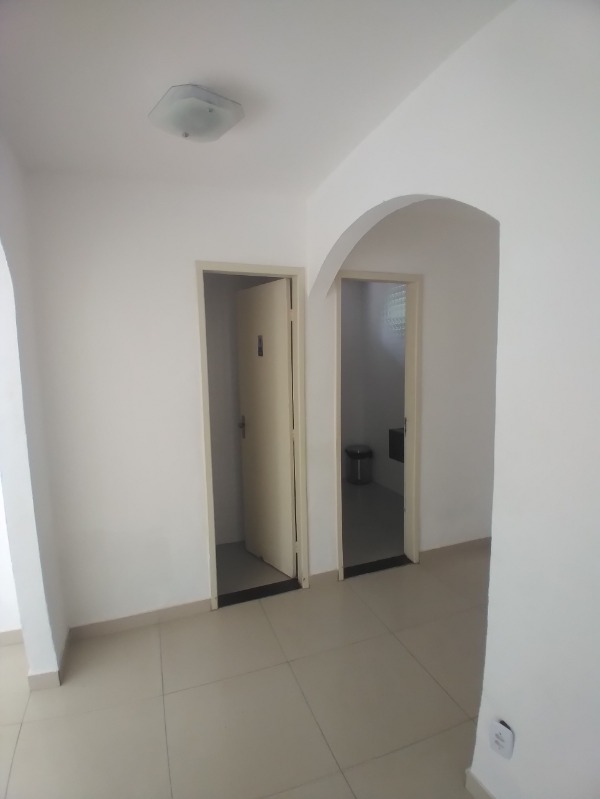 Apartamento à venda com 2 quartos, 70m² - Foto 16