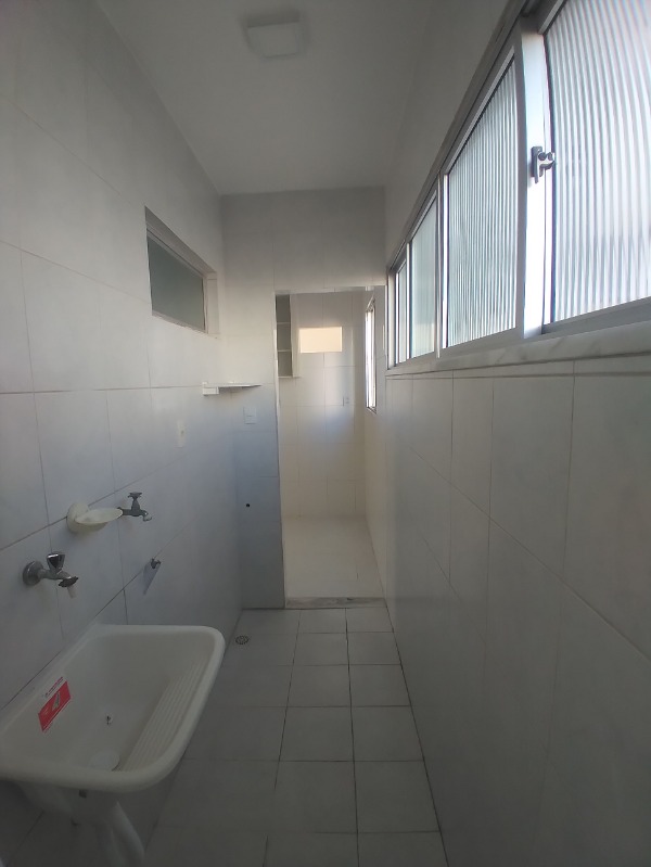 Apartamento à venda com 2 quartos, 70m² - Foto 9