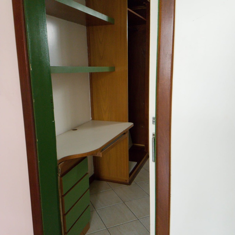 Apartamento à venda com 3 quartos, 80m² - Foto 12