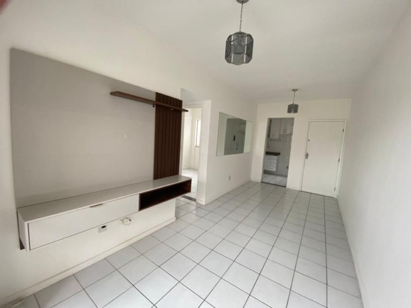 Apartamento à venda com 2 quartos, 50m² - Foto 2