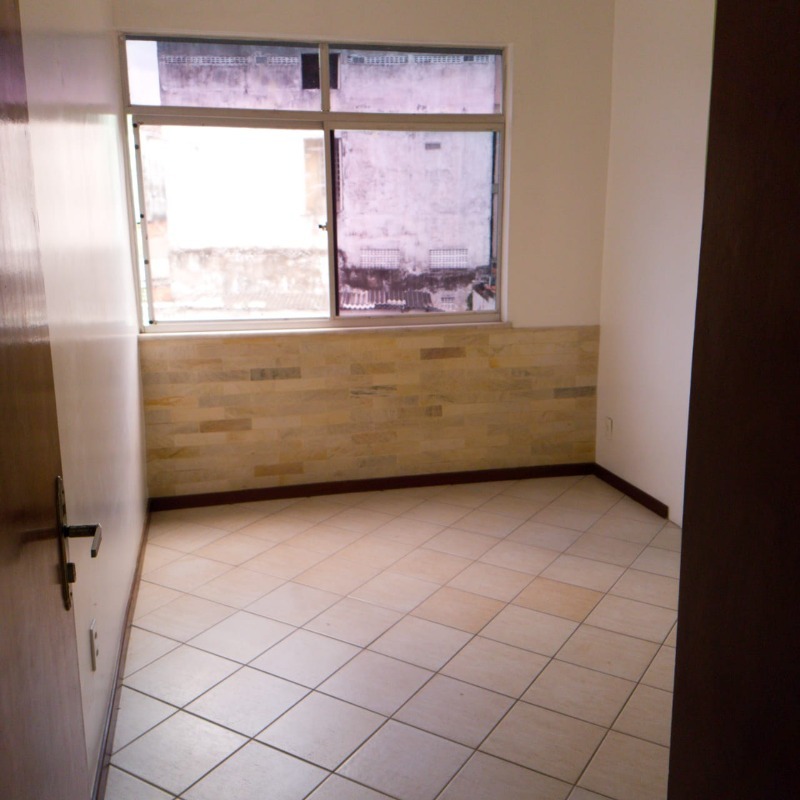 Apartamento à venda com 3 quartos, 80m² - Foto 5