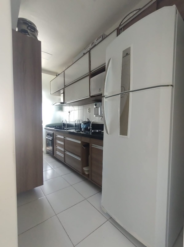 Apartamento à venda com 2 quartos, 70m² - Foto 12