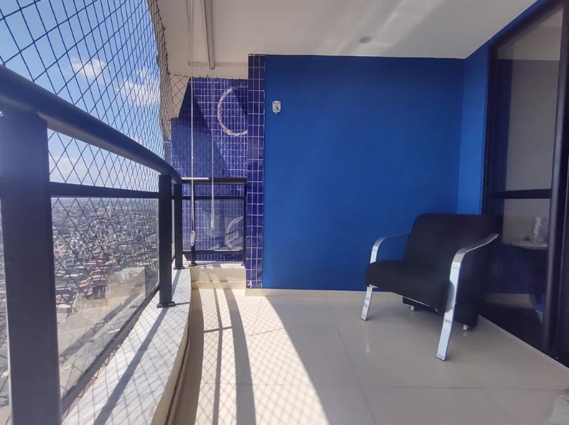 Apartamento à venda com 2 quartos, 70m² - Foto 1