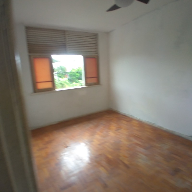 Apartamento à venda com 2 quartos, 88m² - Foto 2