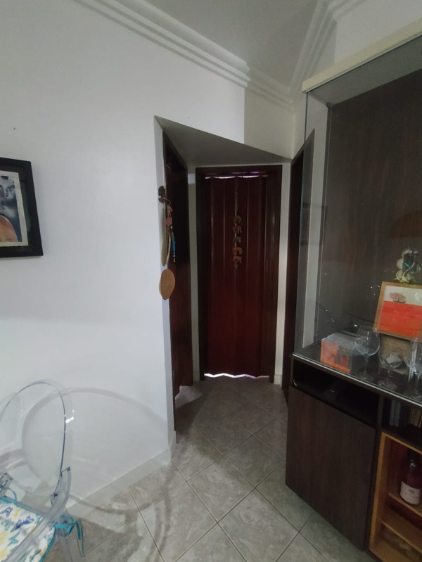 Apartamento à venda com 2 quartos, 57m² - Foto 11