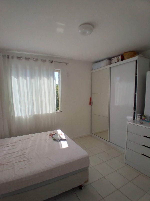 Apartamento à venda com 2 quartos, 70m² - Foto 4