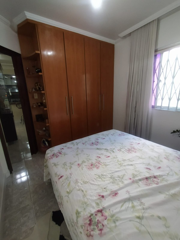 Apartamento à venda com 2 quartos, 57m² - Foto 3