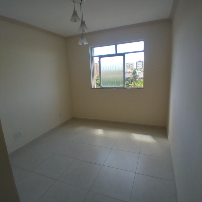 Apartamento à venda com 2 quartos, 55m² - Foto 1