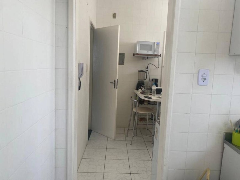 Apartamento à venda com 2 quartos, 74m² - Foto 9