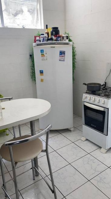 Apartamento à venda com 2 quartos, 74m² - Foto 13