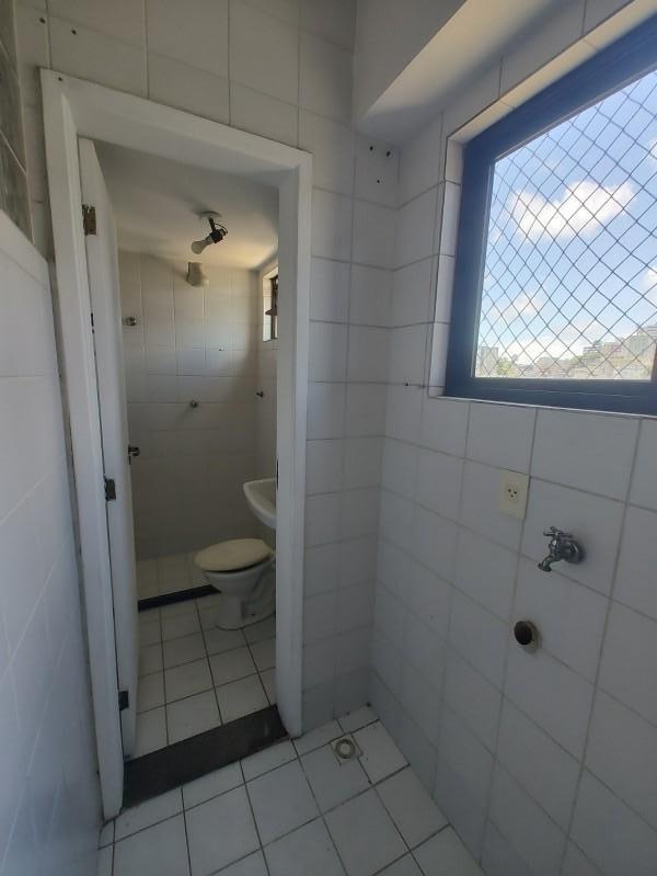 Apartamento à venda com 2 quartos, 65m² - Foto 13