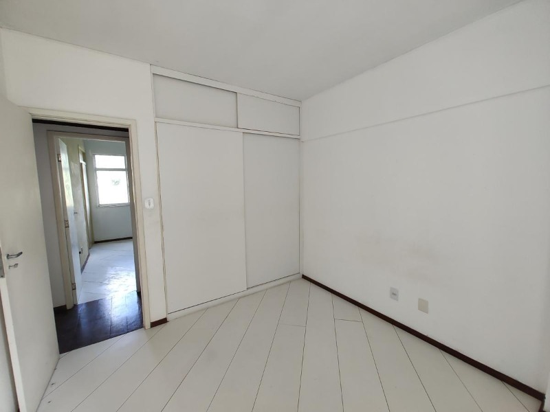 Apartamento à venda com 3 quartos, 82m² - Foto 6