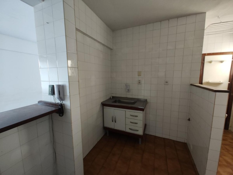 Apartamento à venda com 3 quartos, 82m² - Foto 13