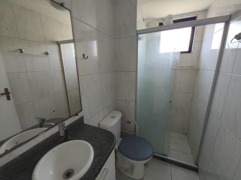 Apartamento à venda com 2 quartos, 65m² - Foto 7