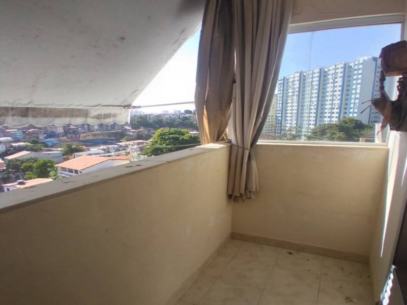 Apartamento à venda com 2 quartos, 80m² - Foto 3