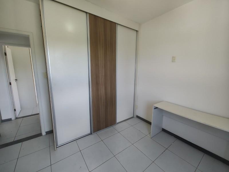 Apartamento à venda com 2 quartos, 65m² - Foto 9