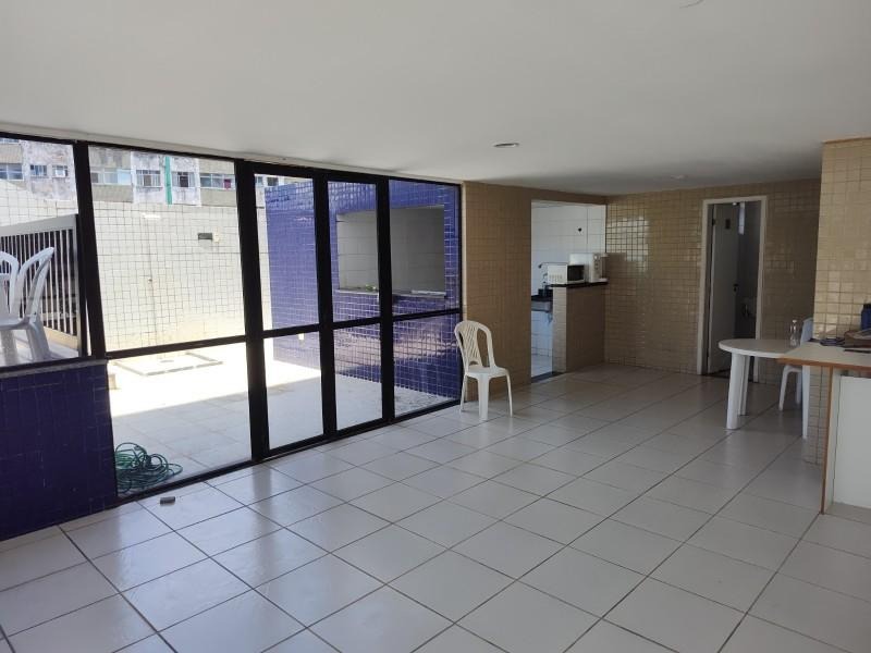 Apartamento à venda com 2 quartos, 65m² - Foto 14