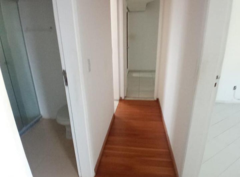 Apartamento à venda com 2 quartos, 70m² - Foto 7