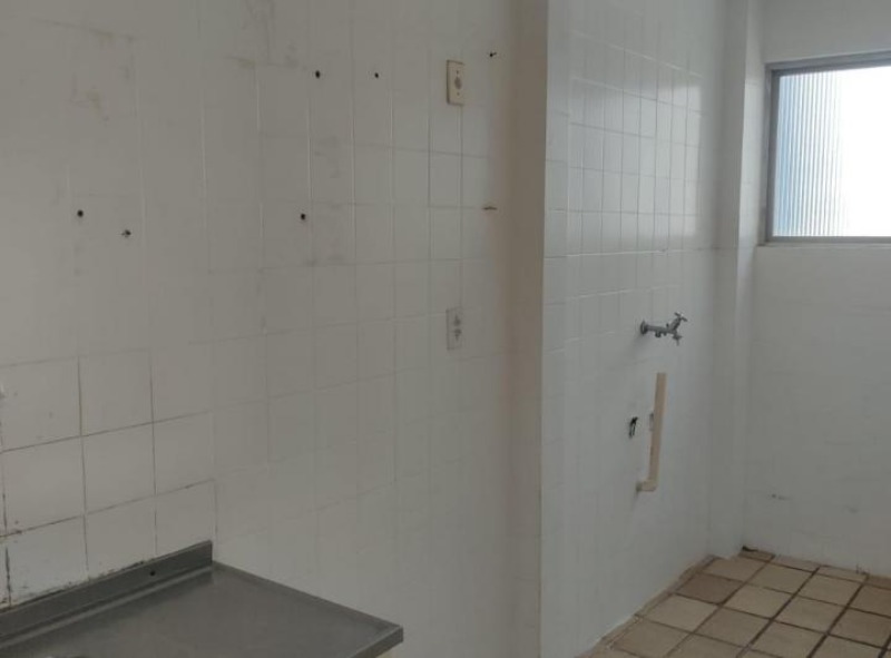 Apartamento à venda com 2 quartos, 70m² - Foto 8