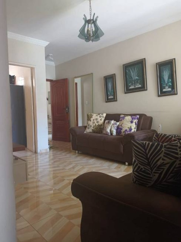 Apartamento à venda com 2 quartos, 75m² - Foto 1